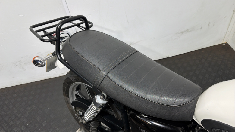 Triumph Bonneville (10MY)